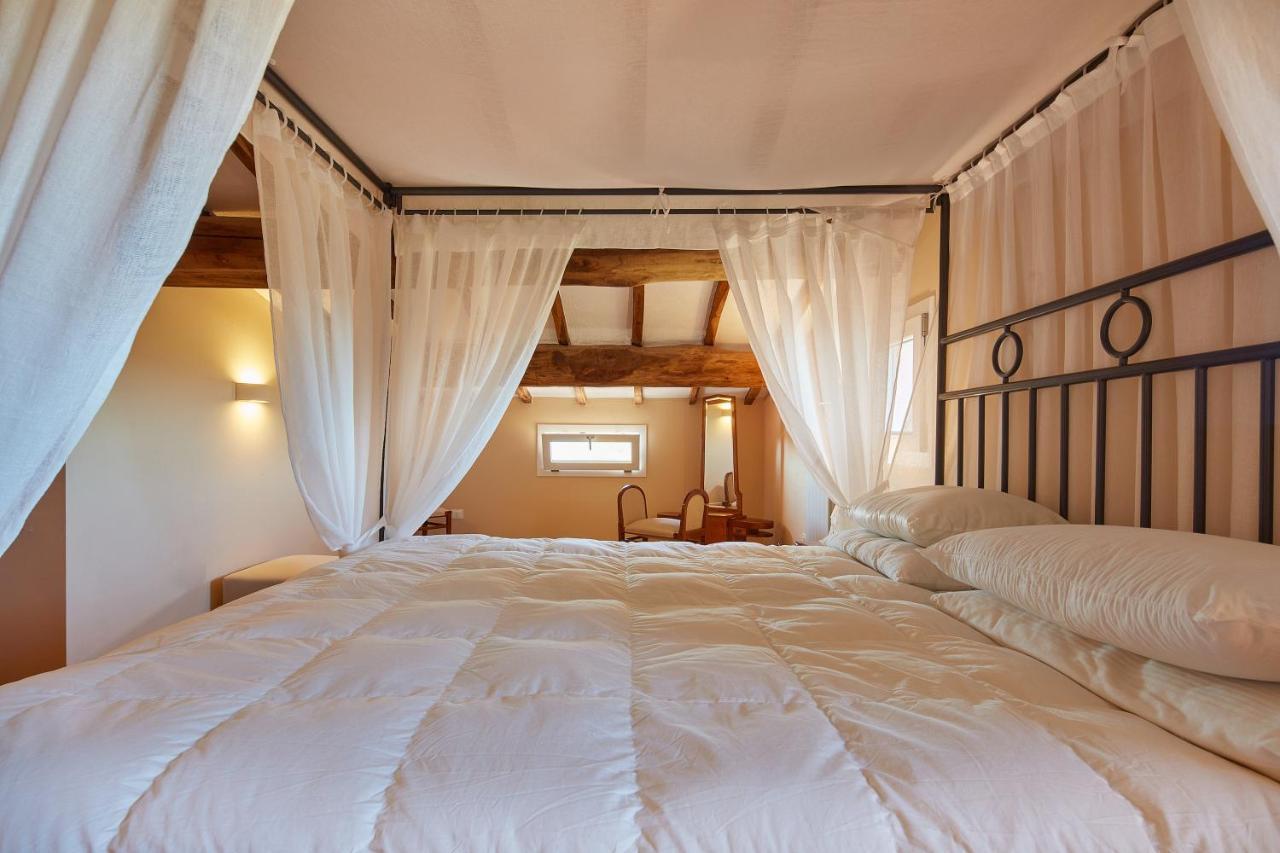 Poggio Tamantino, Villa Con Piscina In Maremma Poggio Cavallo Exteriör bild