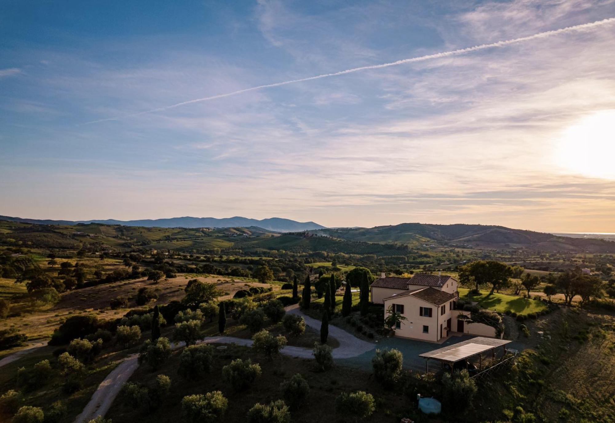 Poggio Tamantino, Villa Con Piscina In Maremma Poggio Cavallo Exteriör bild